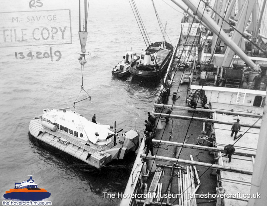 SRN6 being transported -  (credit: The Hovercraft Museum Trust).